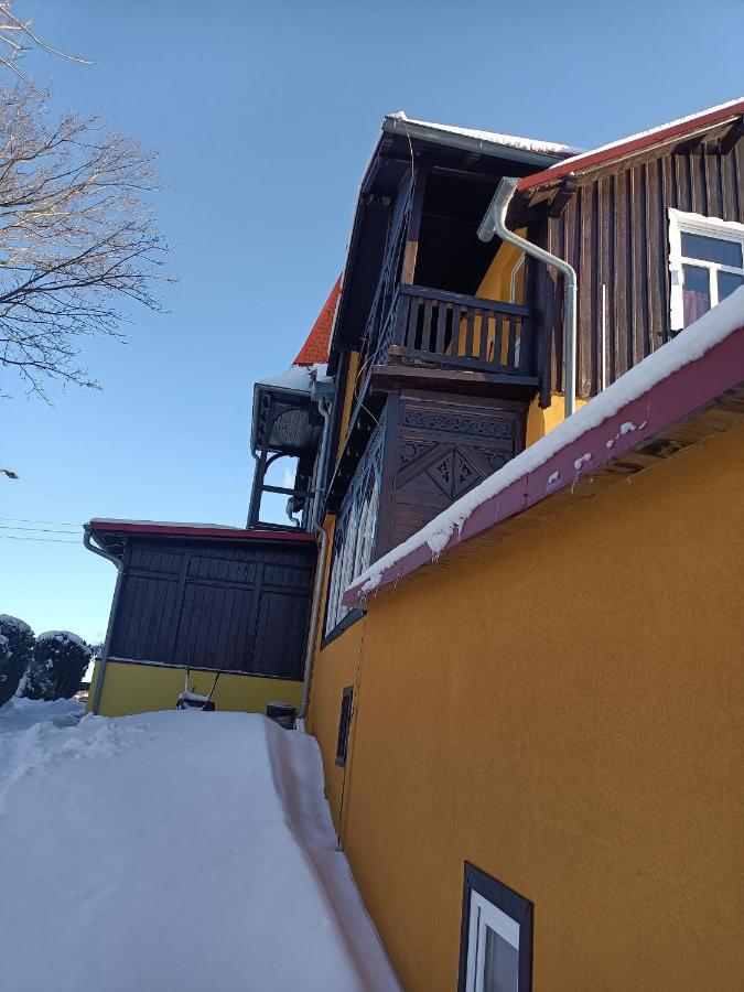 Ala Apartment *